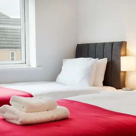 Апартаменти Luxury In Filton With Free Parking Бристоль
