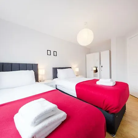 Luxury In Filton With Free Parking Апартаменти Бристоль